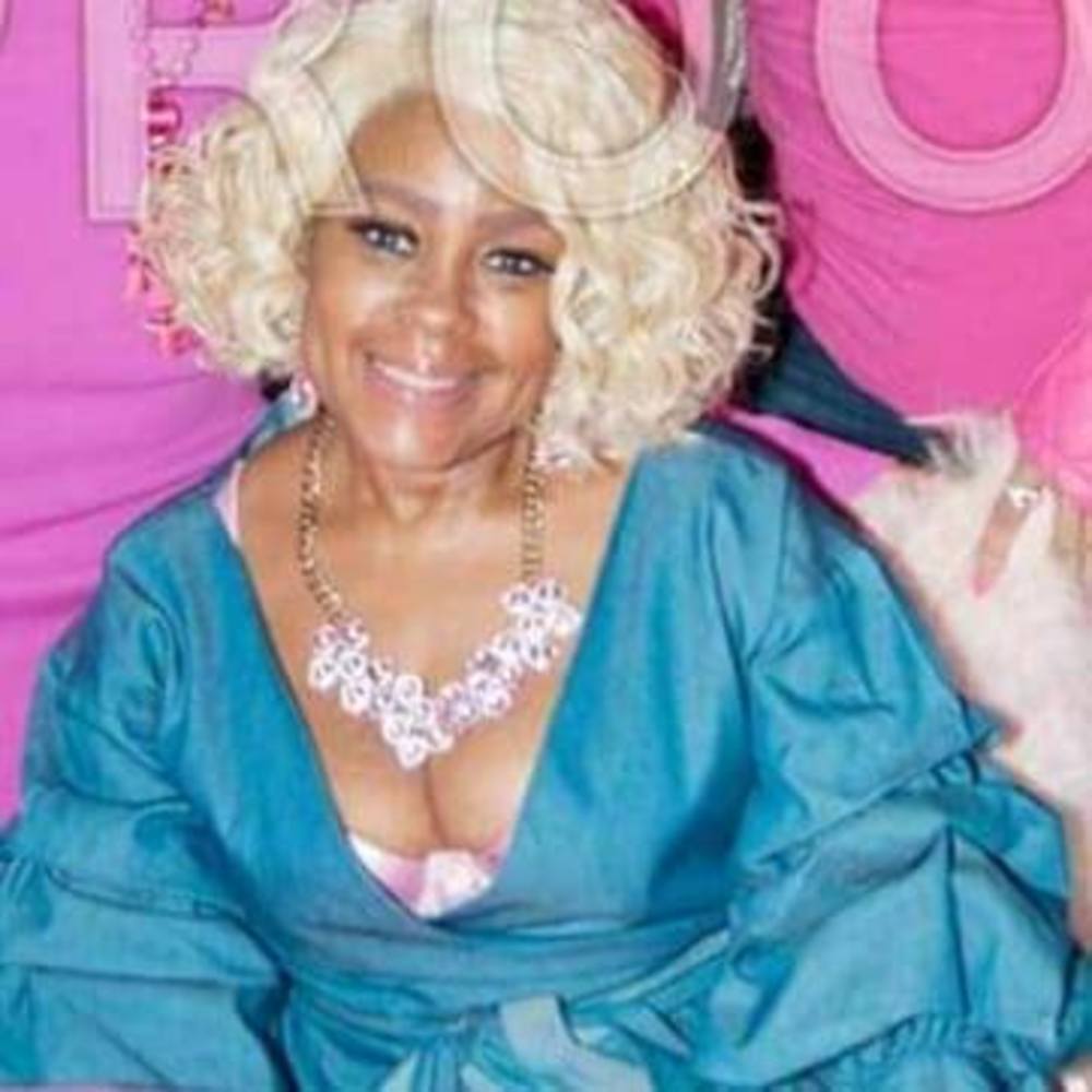 Meet your Posher, Carolyn